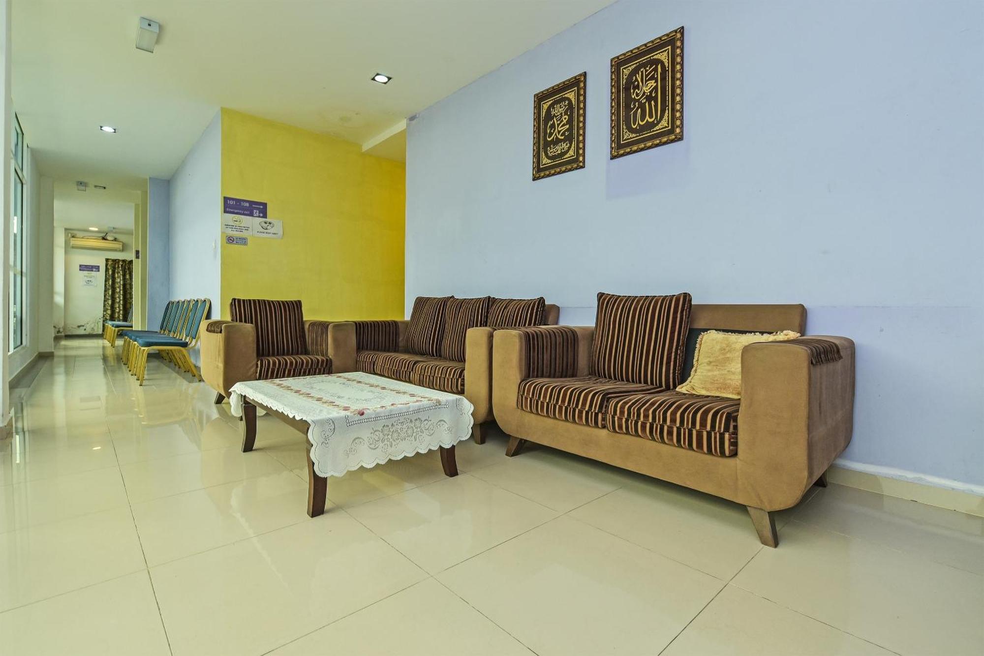 OYO 275 Senyum Inn Pantai Cenang  Exterior foto