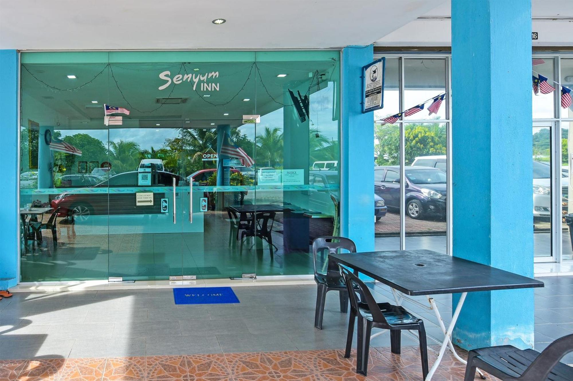 OYO 275 Senyum Inn Pantai Cenang  Exterior foto