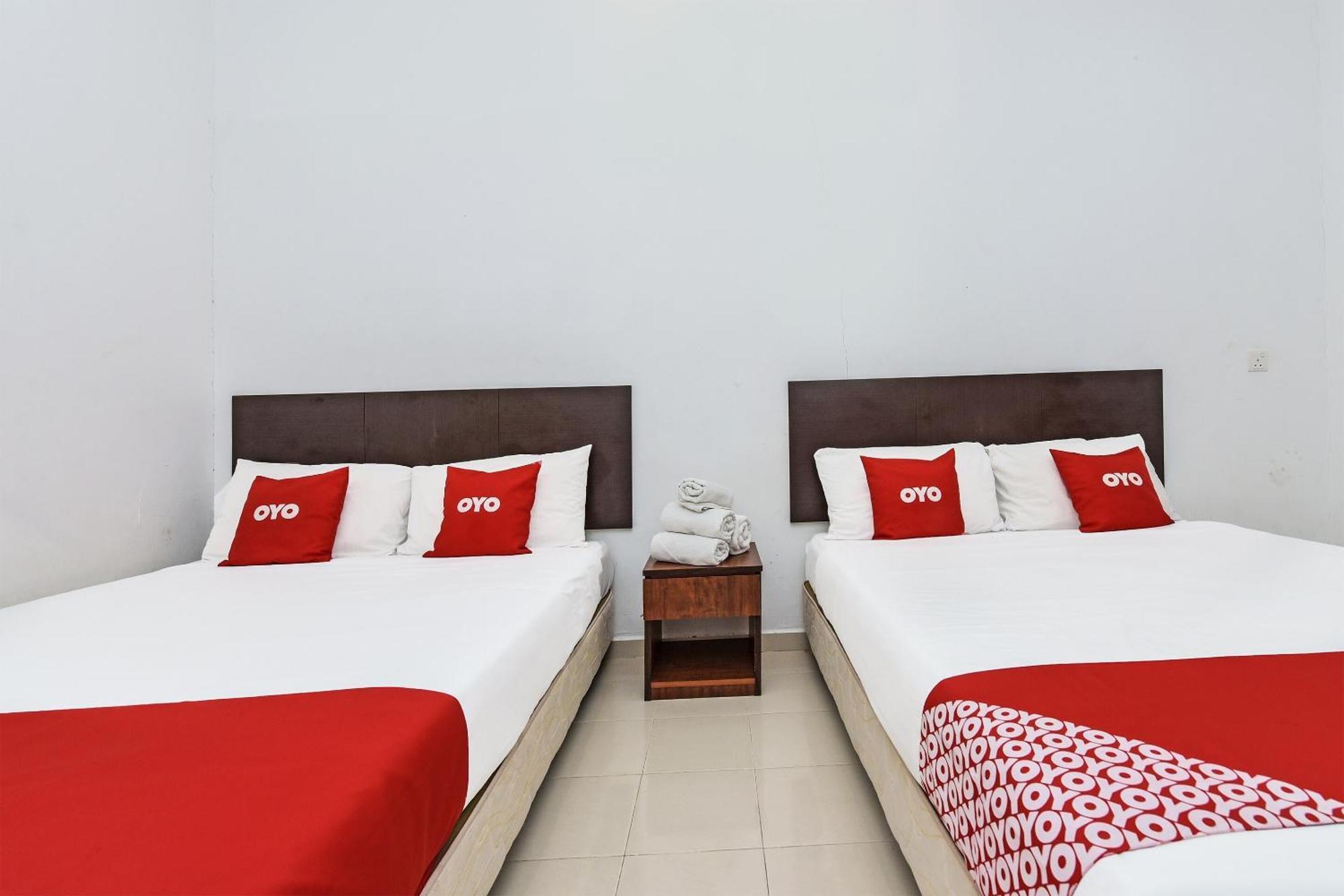 OYO 275 Senyum Inn Pantai Cenang  Exterior foto