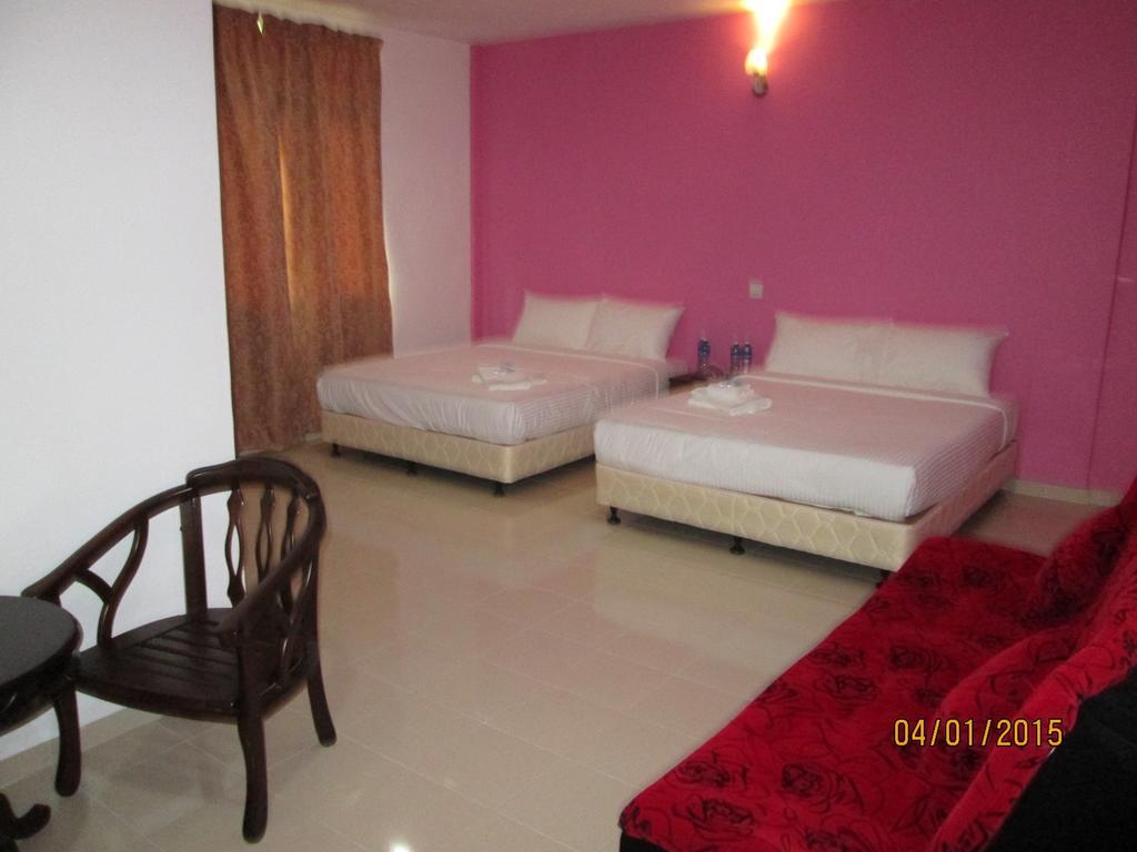 OYO 275 Senyum Inn Pantai Cenang  Exterior foto