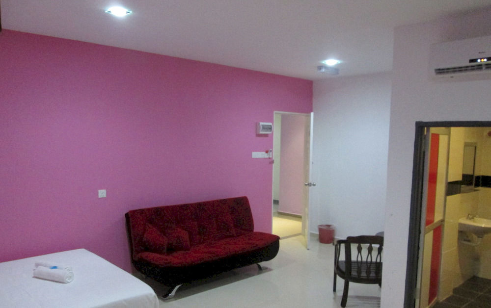 OYO 275 Senyum Inn Pantai Cenang  Exterior foto