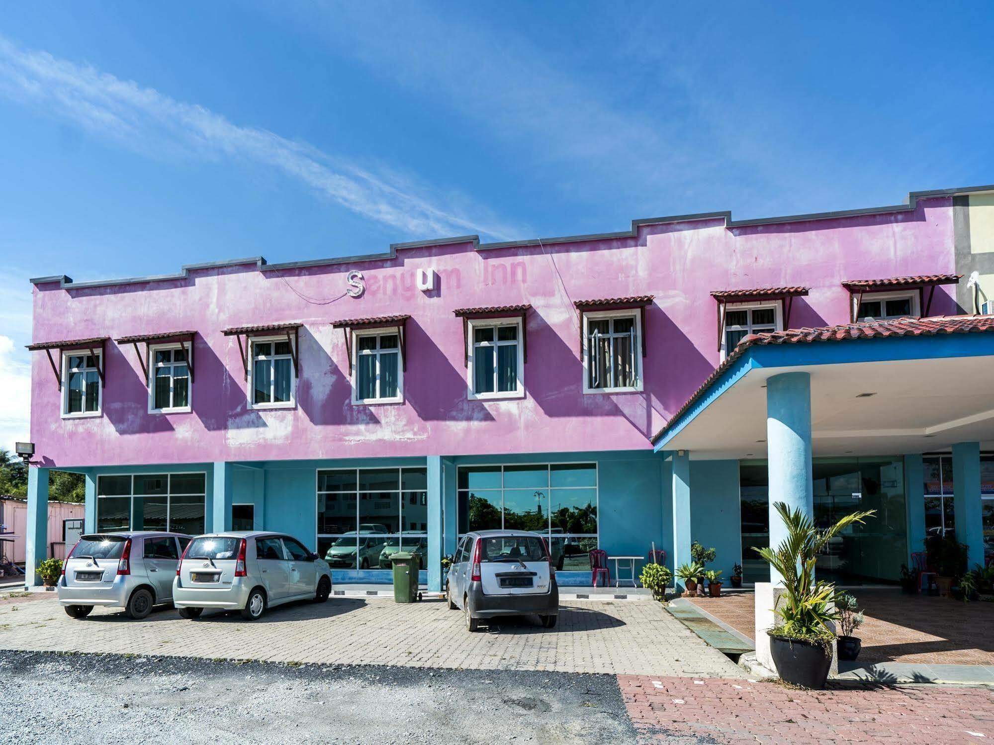 OYO 275 Senyum Inn Pantai Cenang  Exterior foto